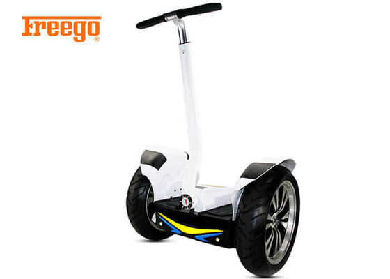 chất lượng  1000W*2 White Self Balancing Electric Scooter Button Control 3-5H Charging Time nhà máy sản xuất
